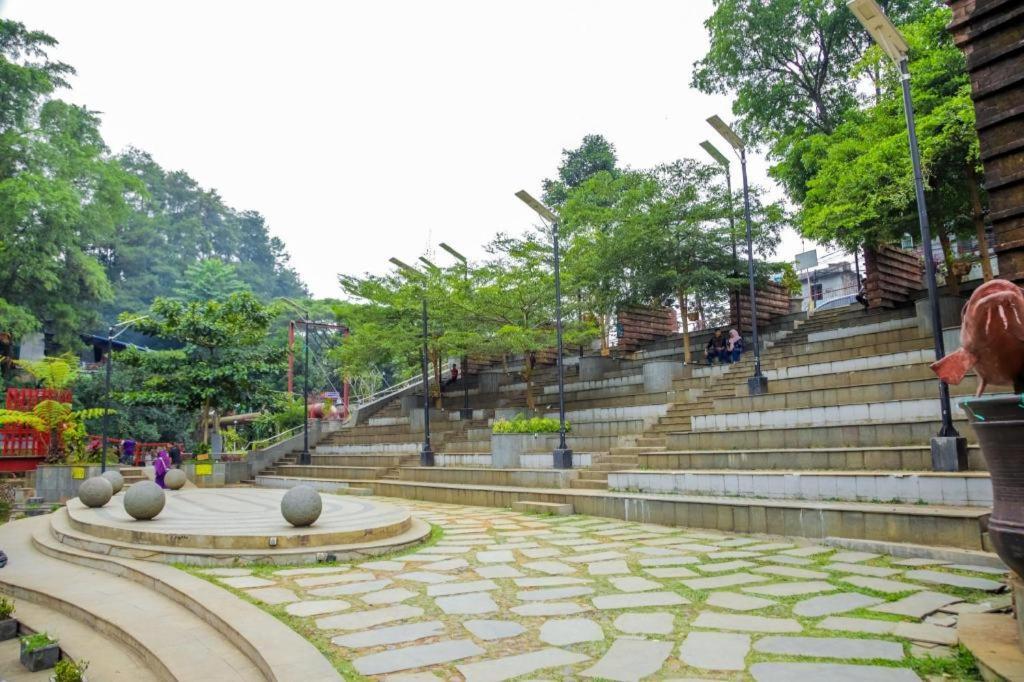 Nalendra Hotel Bandung Exterior photo