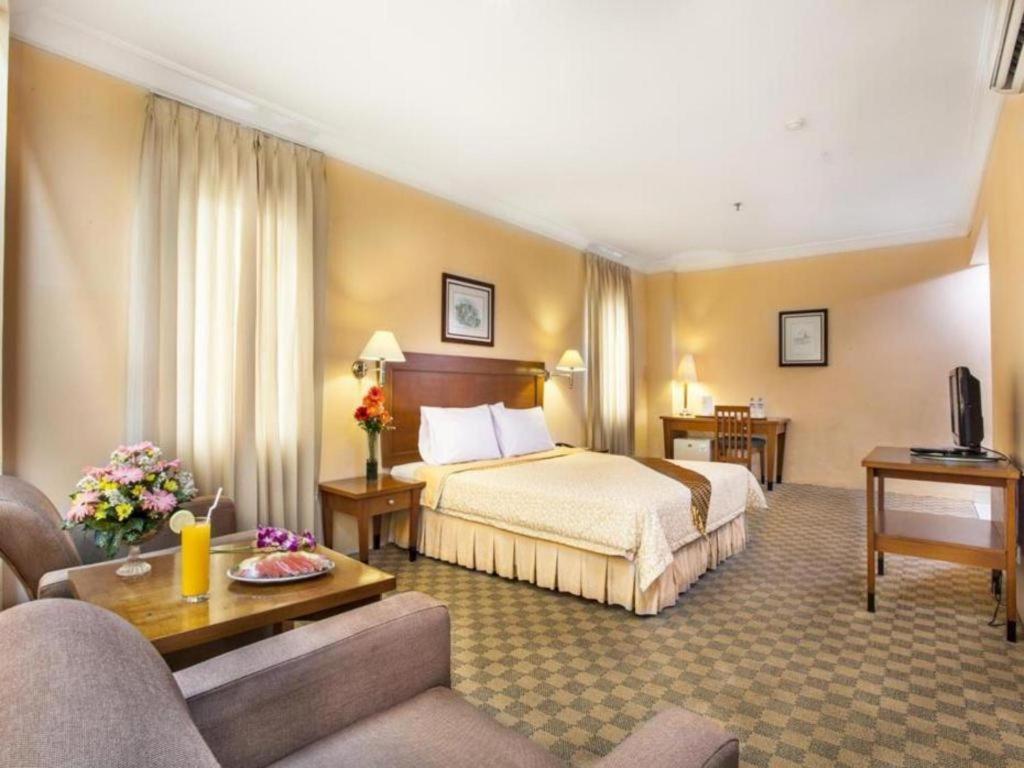 Nalendra Hotel Bandung Exterior photo