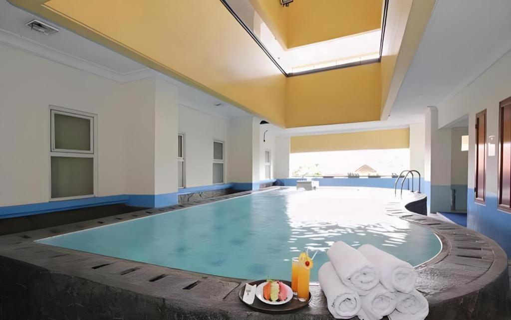Nalendra Hotel Bandung Exterior photo